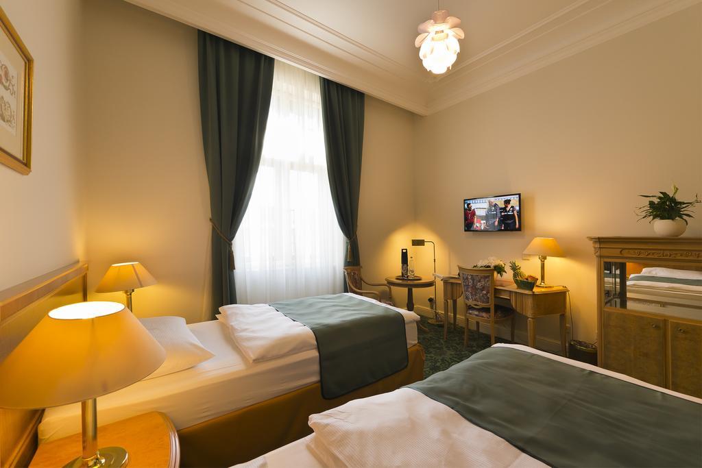 Grandhotel Ambassador Narodni Dum Karlovy Vary Ruang foto