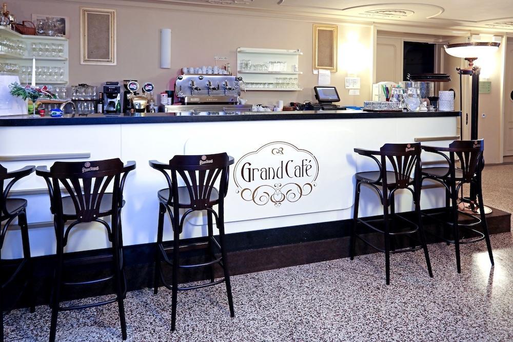 Grandhotel Ambassador Narodni Dum Karlovy Vary Bagian luar foto